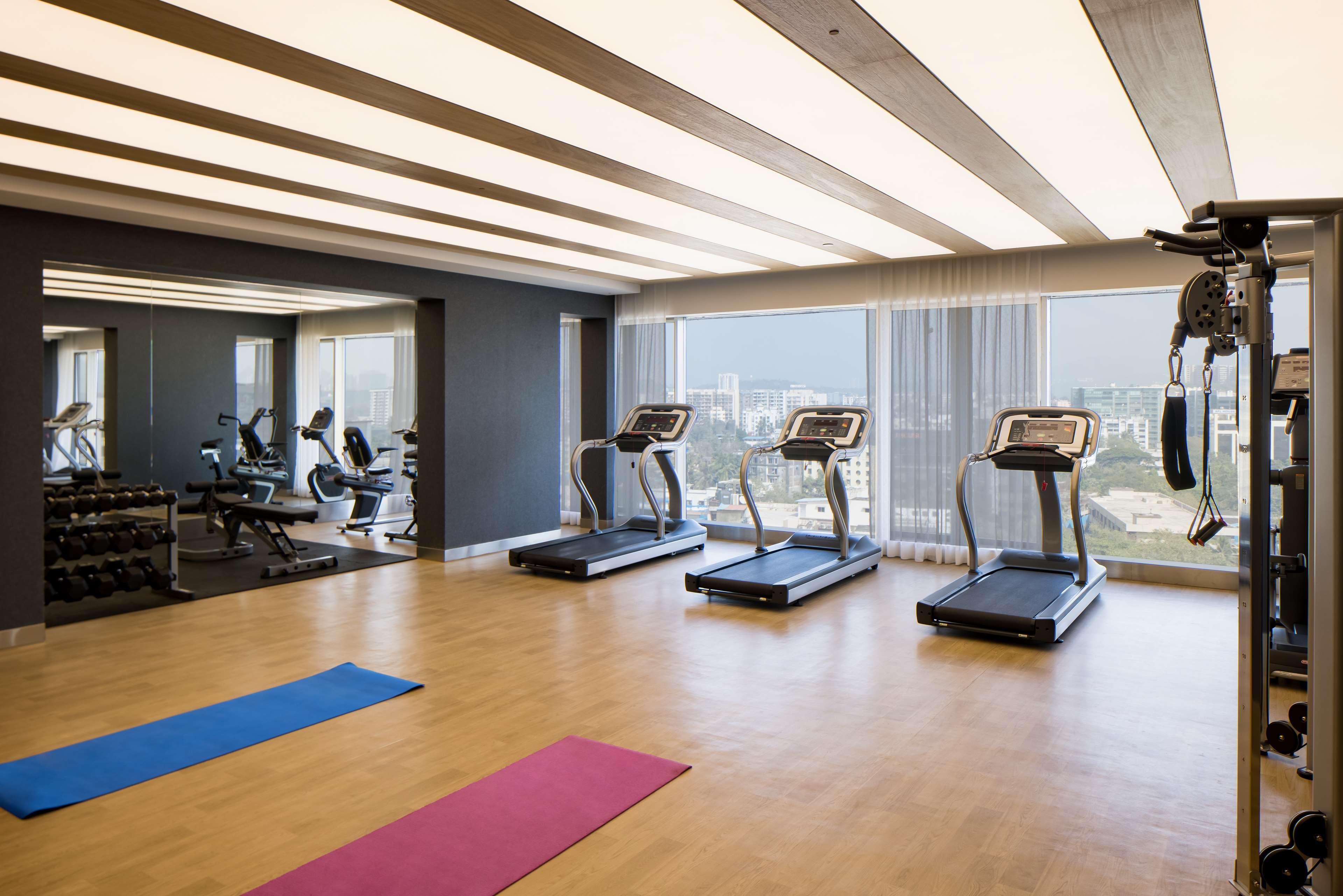 Hotel Radisson Blu International Airport 5*